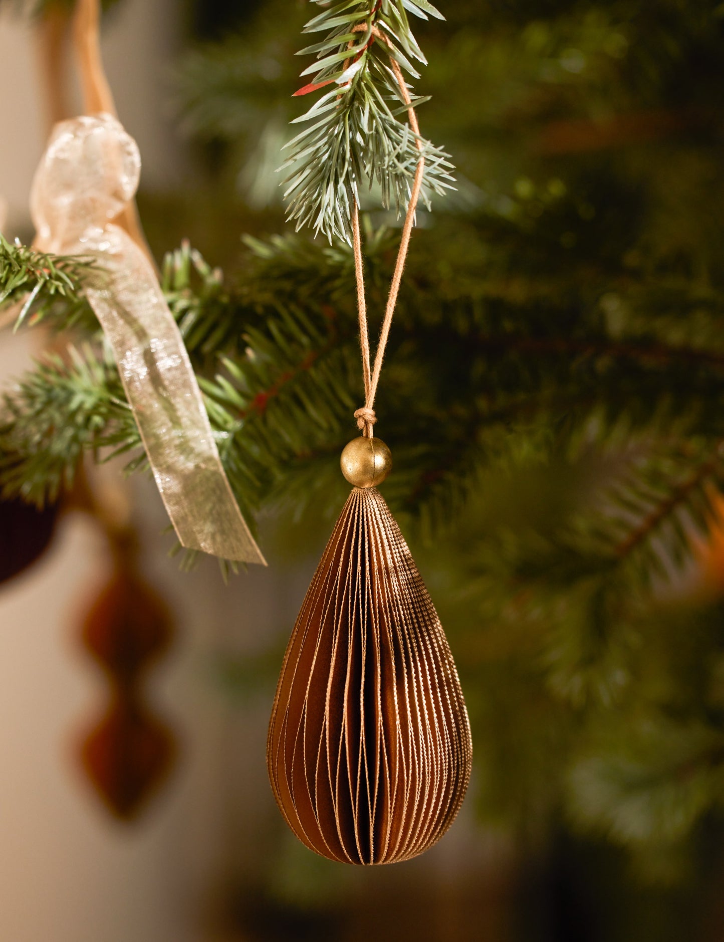 Décorations en papier Revel (lot de 4)