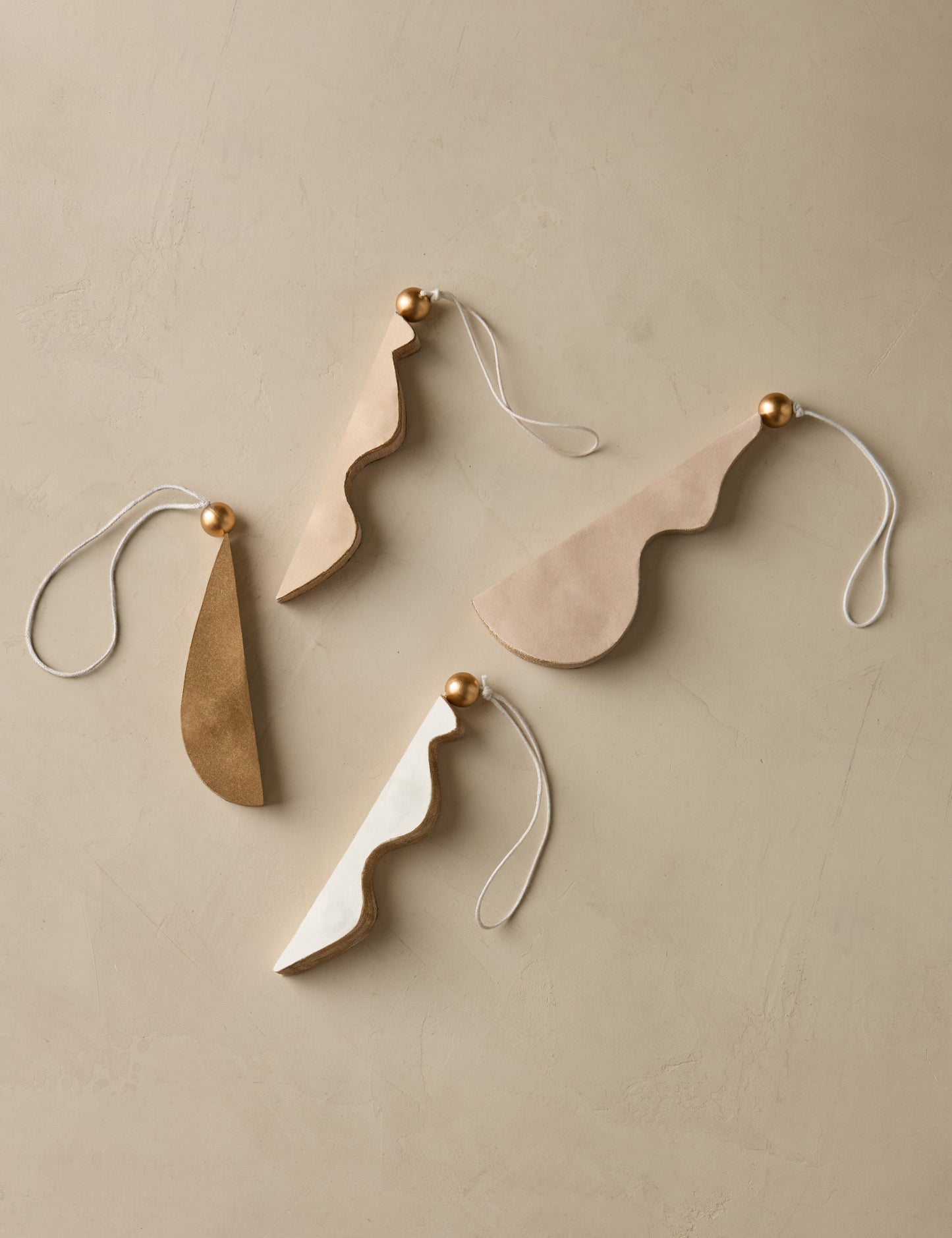Décorations en papier Revel (lot de 4)