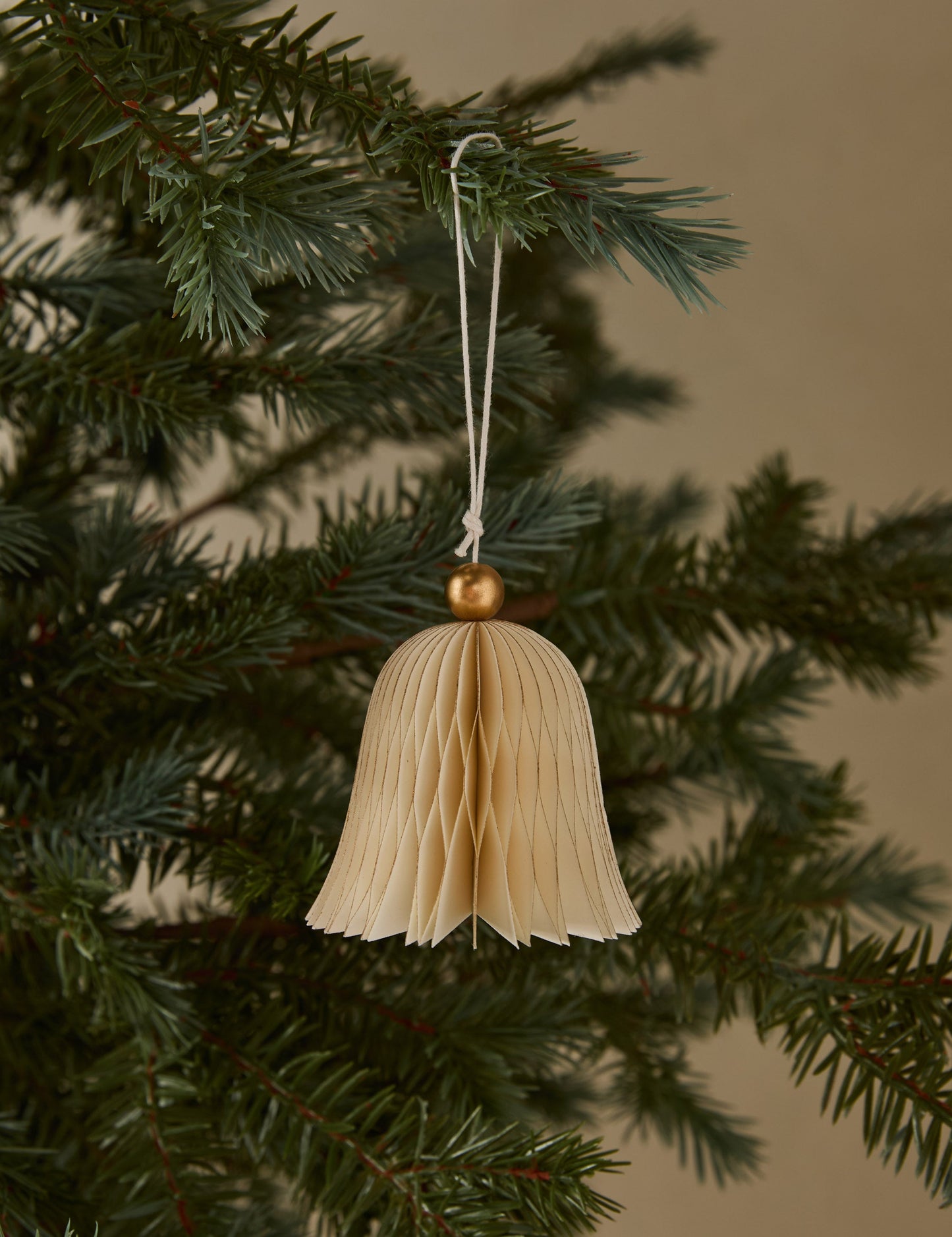 Décorations en papier Revel en forme de cloche (lot de 4)