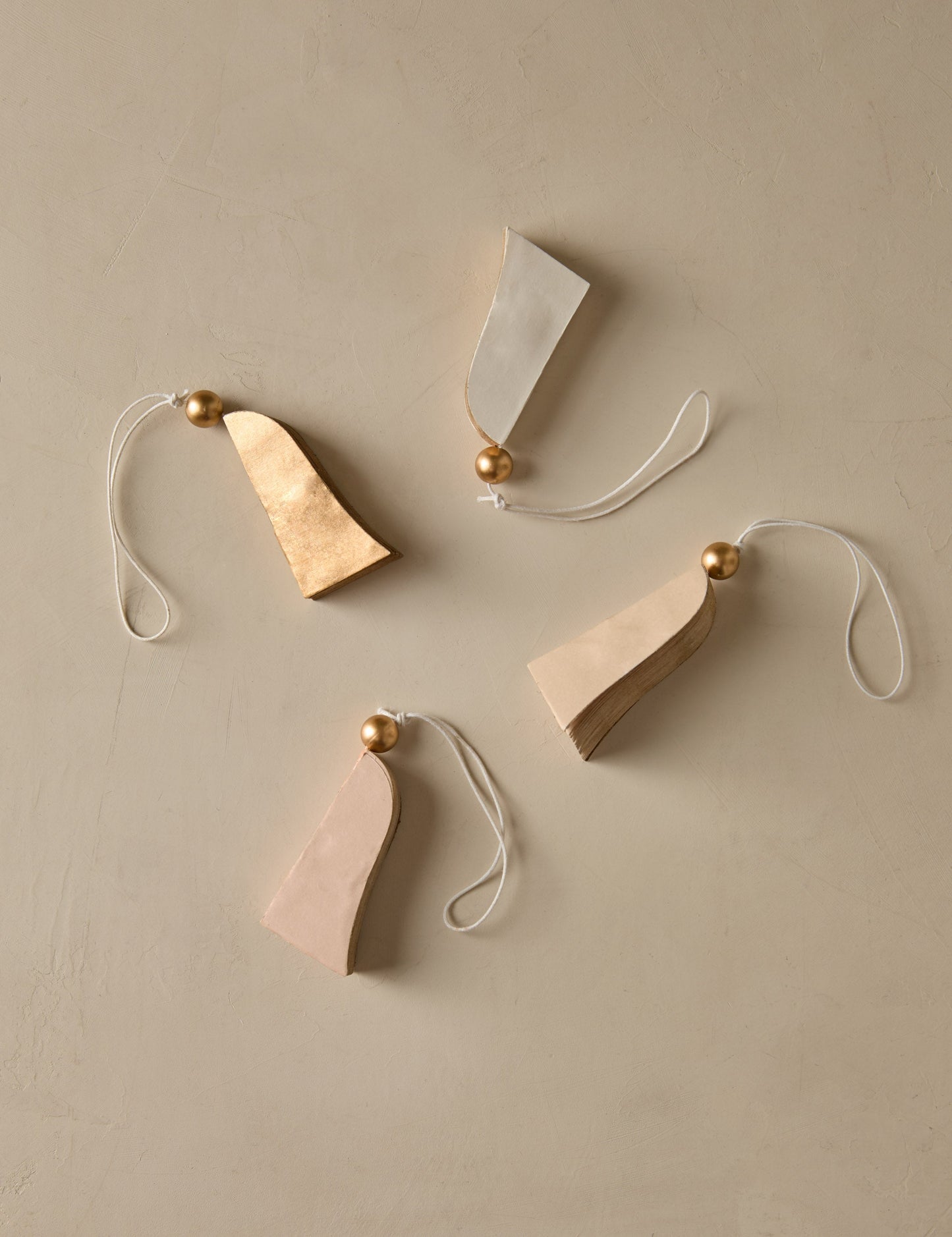 Décorations en papier Revel en forme de cloche (lot de 4)