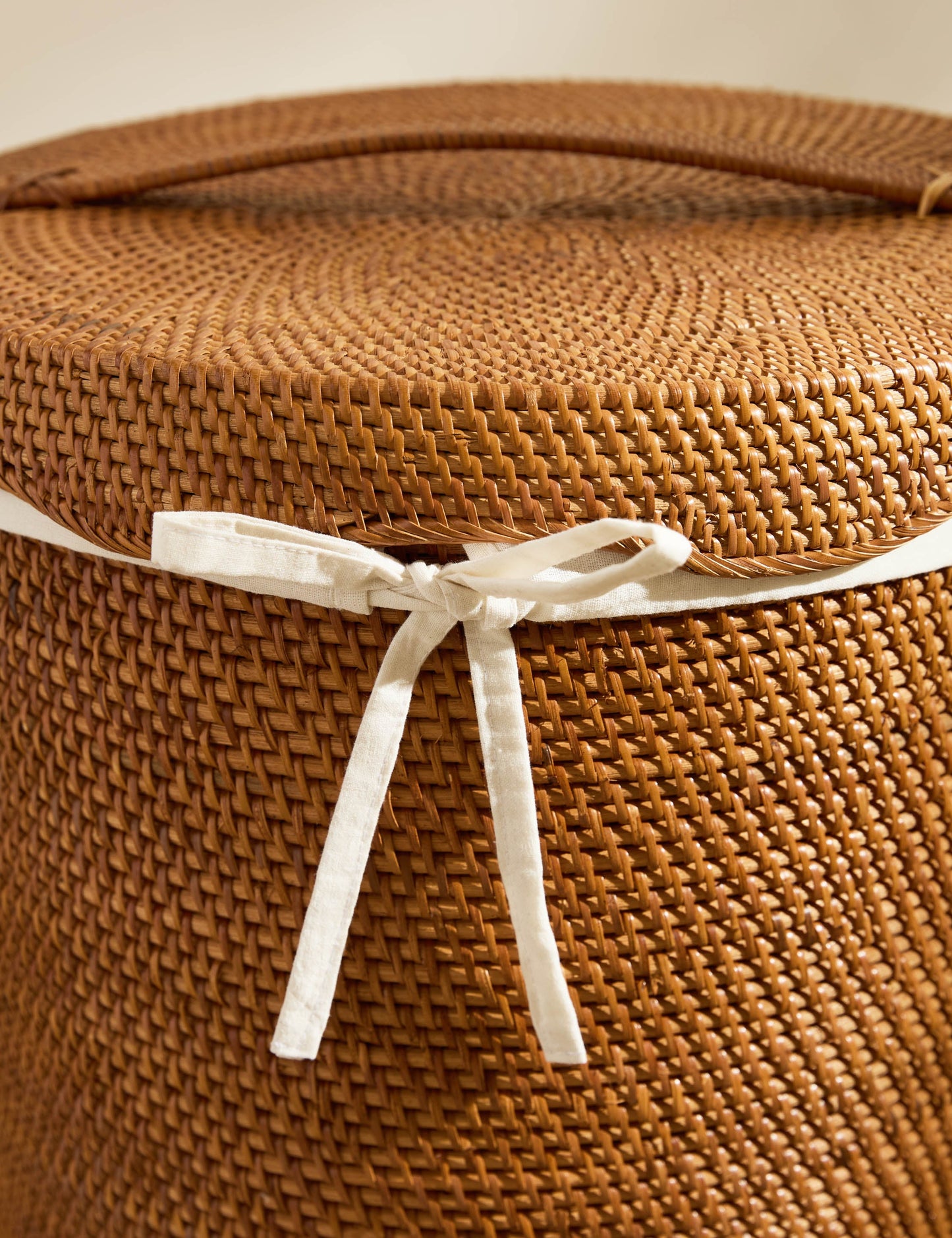 Panier à couvercle en rotin Tyna