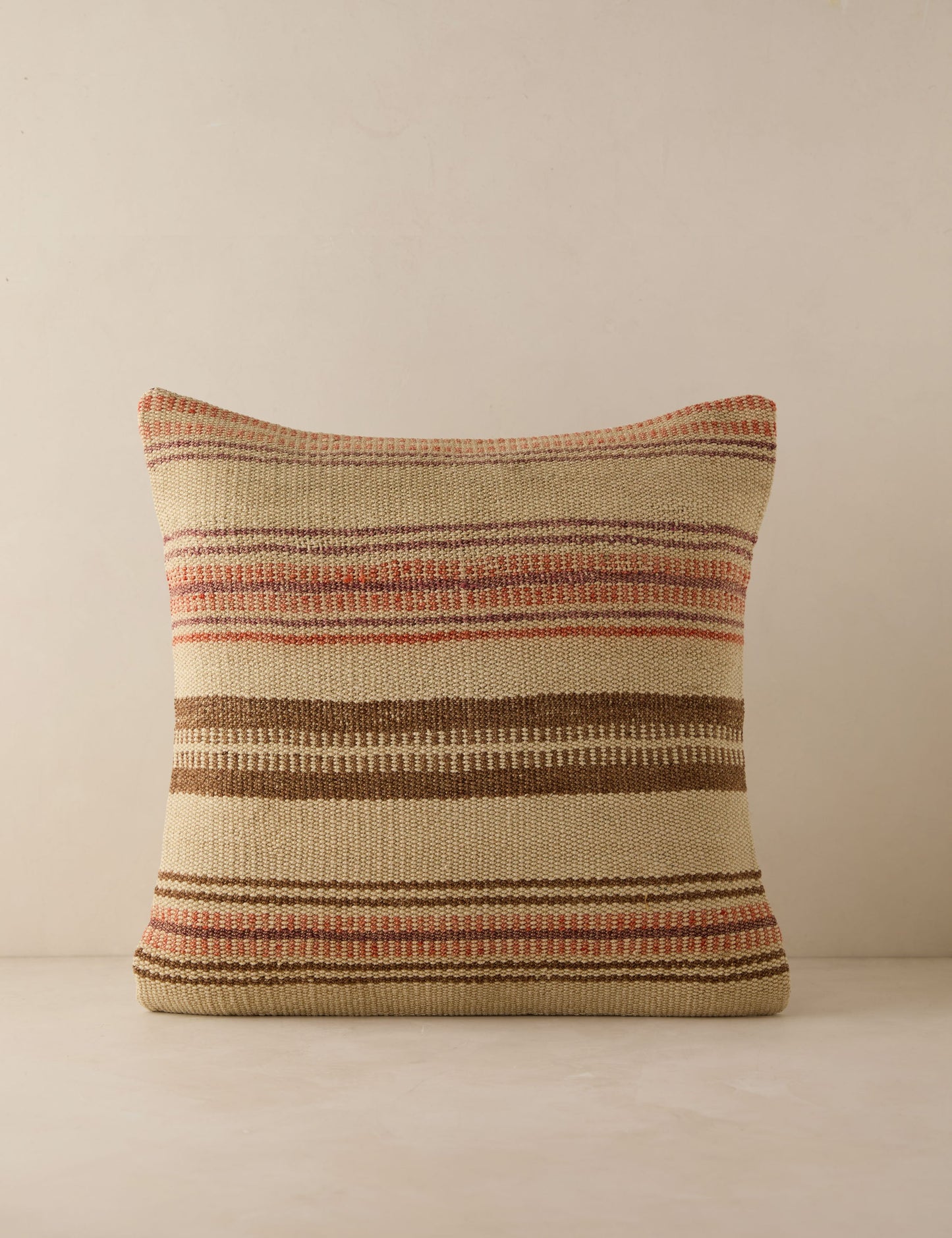 Coussin vintage n° 104, 20 x 20